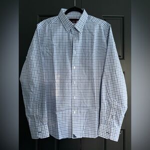 UNTUCKit Blue Checkered Wrinkle-Free Casual Button Down Shirt
